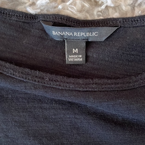 Banana Republic women’s long sleeve with ruffles - Picture 3 of 6